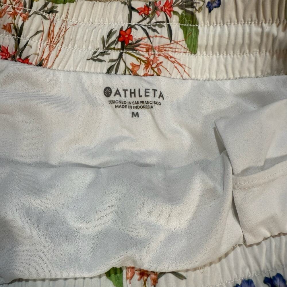 Athleta Floral Print Running Shorts Women’s Size Medium EUC - Picture 3 of 6